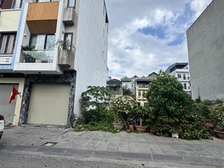 Bán đất phân lô đàm quang trung long biên 80m2, vỉa hè, dân trí cao, làm văn phòng, giá tốt 19.5 tỷ