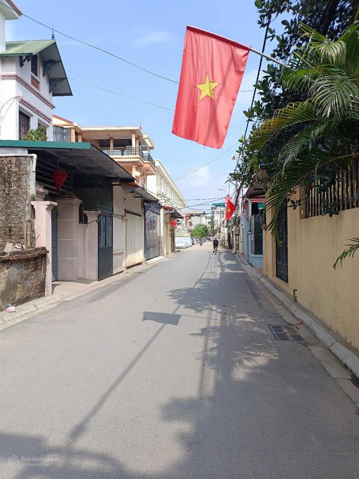 Bán 34m2 cổng khu công nghiệp thăng long giá 2x tỷ