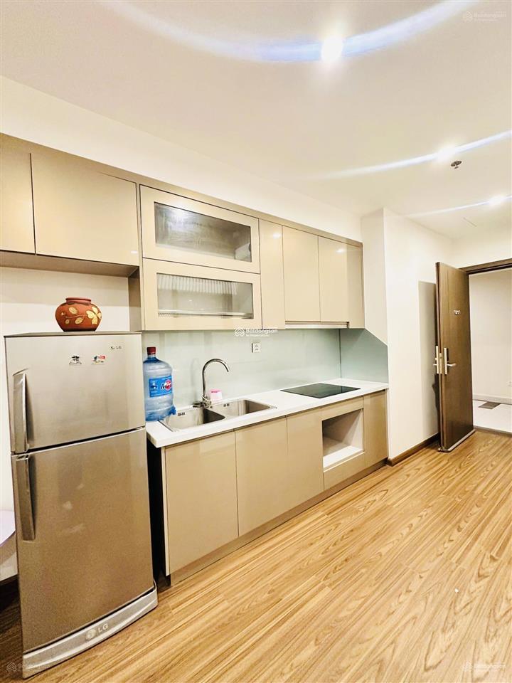 Cho thuê căn studio vinhomes west point nội thất full/cơ bản giá chỉ từ 12tr/th   0982 637 ***