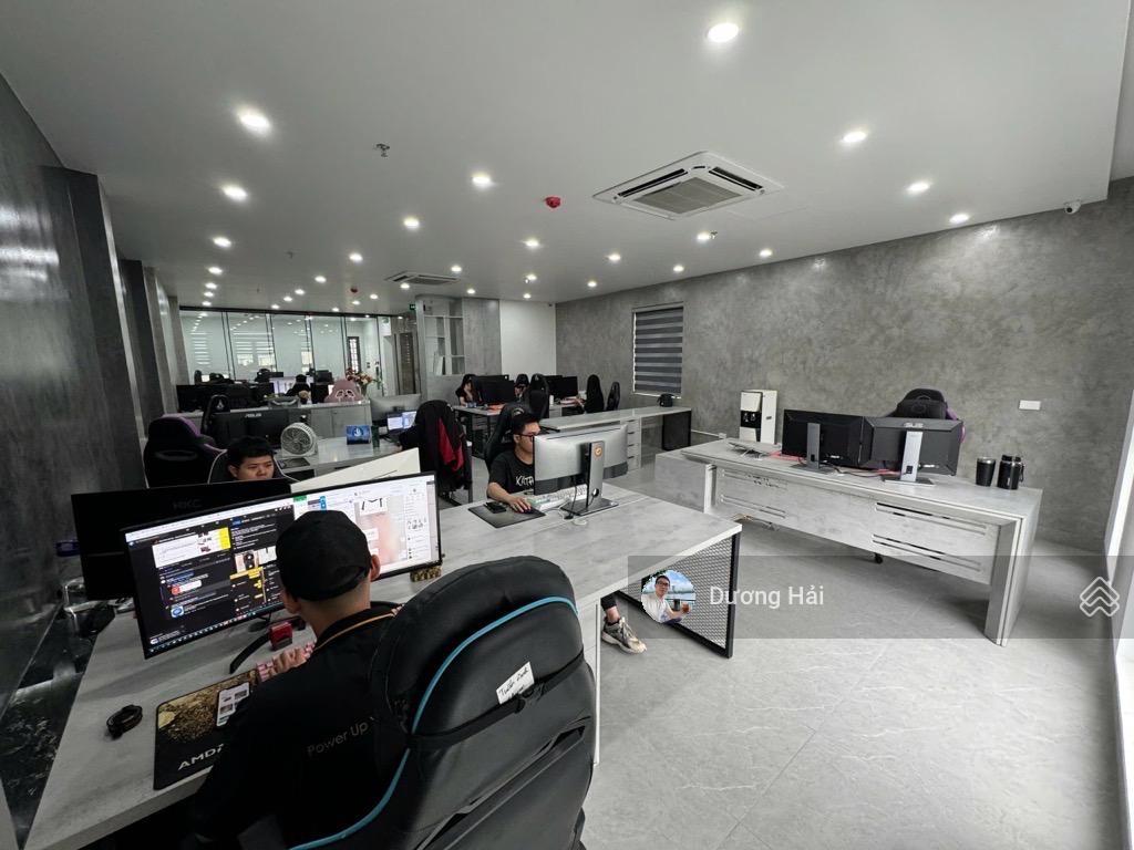 Bán nhà ngoại giao đoàn  125m * 8m ô tô nhà đẹp thang máy ở ngay gần đsq hàn quốc