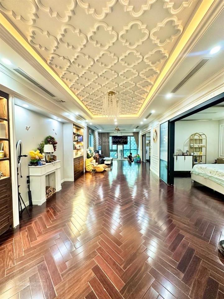Bán nhà phố hoàng quốc việt  cầu giấy  205m2 x 8 tầng  vỉa hè 10m kinh doanh gần kđt starlake