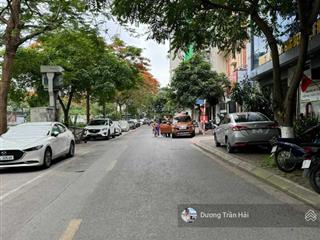 Bán nhà mặt phố nguyễn đình hoàn dt 110m2  mt 7m3  43tỷ  kd vp