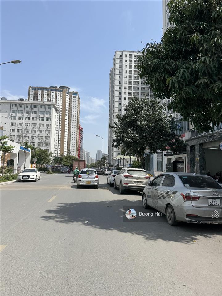 Bán nhà riêng phố đỗ nhuận  ngoại giao đoàn 120m mt 8m  ô tô tránh nhà đẹp thang máy