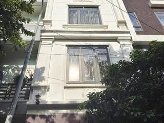 Bán gấp lkla khê hà đôngphân lôdt 50m nhỉnh 14 tỷ vỉa hè 3 ô tô tránhkinh doanhngõ thông bàn c