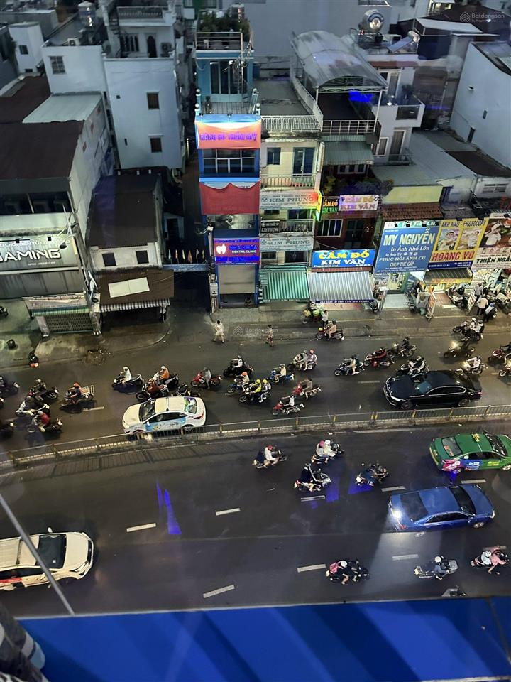 Building vp đẹp sang mt tô hiến thành, p15, q10  5.5 x 20m  6 tầng  hđt 150tr/th