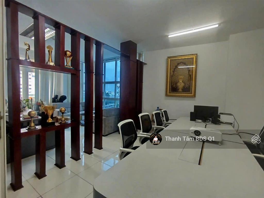 Bán gấp nhà siêu khan hiếm mặt tiền nguyễn chí thanh, q.10  7,15 x 29,3  180m2  5 tầng  45 tỷ