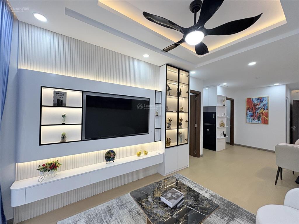 Bán nhanh căn hộ 75m2 view biển toà oc3 nội thất mới giá rẻ