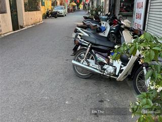 Chính chủ bán lô góc 86m2, dtsd hơn 96m2, thổ cư, khu vực an ninh, mặt tiền hơn 5m, nhỉnh 4 tỷ tl