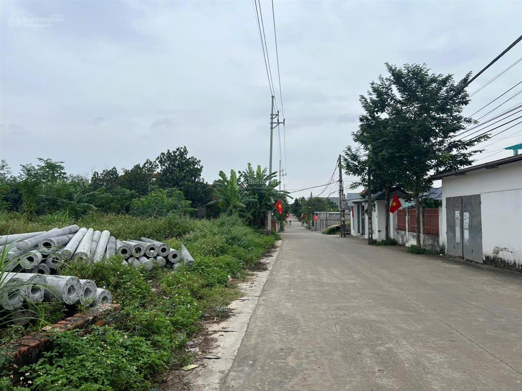 Bán lô đất 173m2 , full thổ cư, đuòng rộng 9m, tại thôn vụ bản, xã minh trí