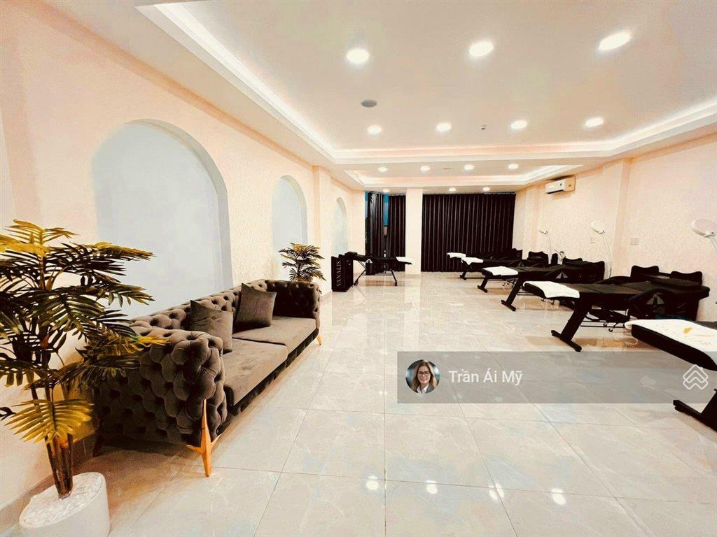 Siêu hot! bán tòa nhà mặt tiền nguyễn thị minh khai, q. 1, 6,5x15m, hầm 7t, 200tr/tháng, chỉ 52 tỷ