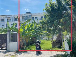 Võ tự hướng vào 10 toà chung cư ori