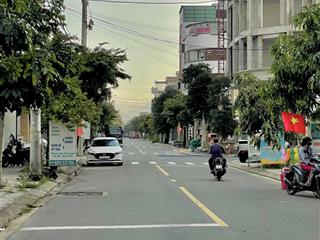 Trần văn quế view chung cư, vị trí đẹp nhất trục đường