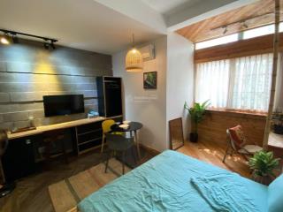 Thuê ngay 35m2 tone gỗ ấm cúng an ninh ngay phó đức chính, bình thạnh, sát q1 q3,  0938 414 ***