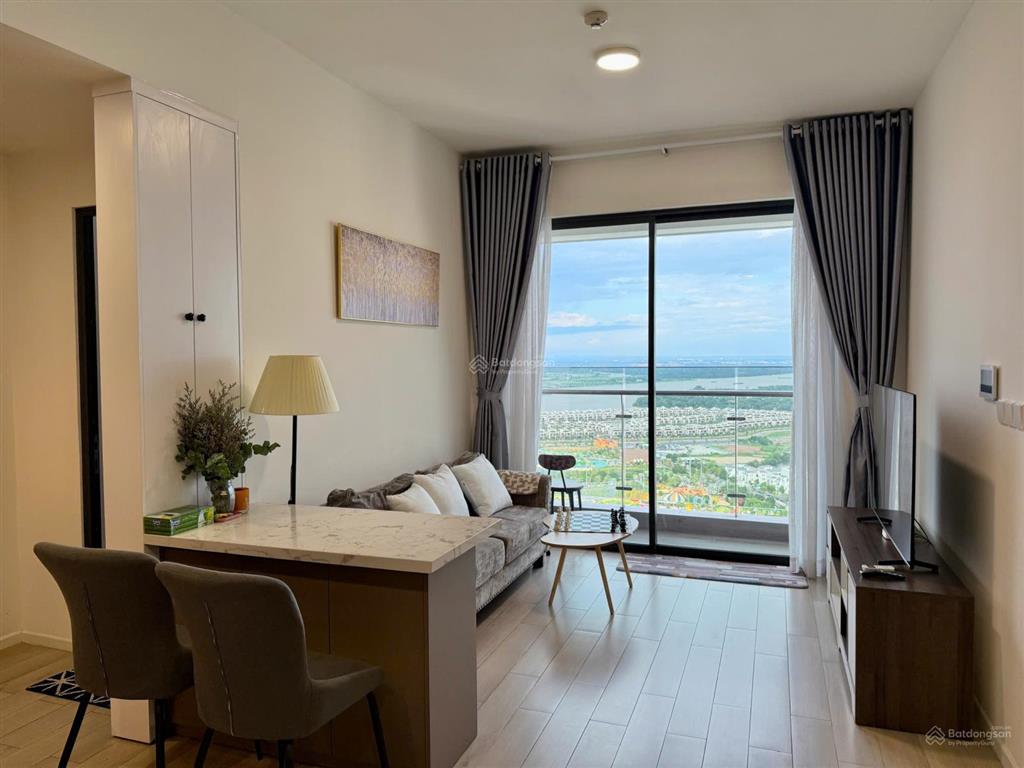 Cho thuê 1pn view công viên 36 ha full nội thất luxury tại masteri vinhomes grand park quận 9