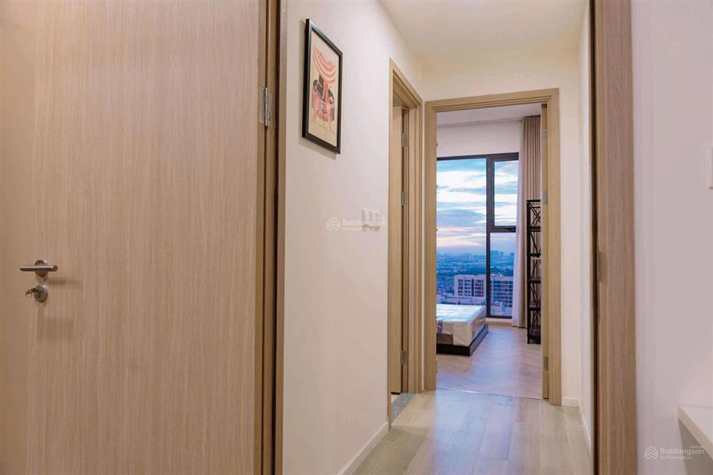 Chính chủ bán nhanh 2pn hai view trực diện công viên full nội thất giá chỉ 5,8 tỷ tại masteri
