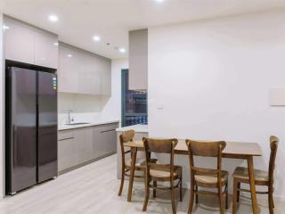 Chính chủ bán nhanh 2pn hai view trực diện công viên full nội thất giá chỉ 5,8 tỷ tại masteri