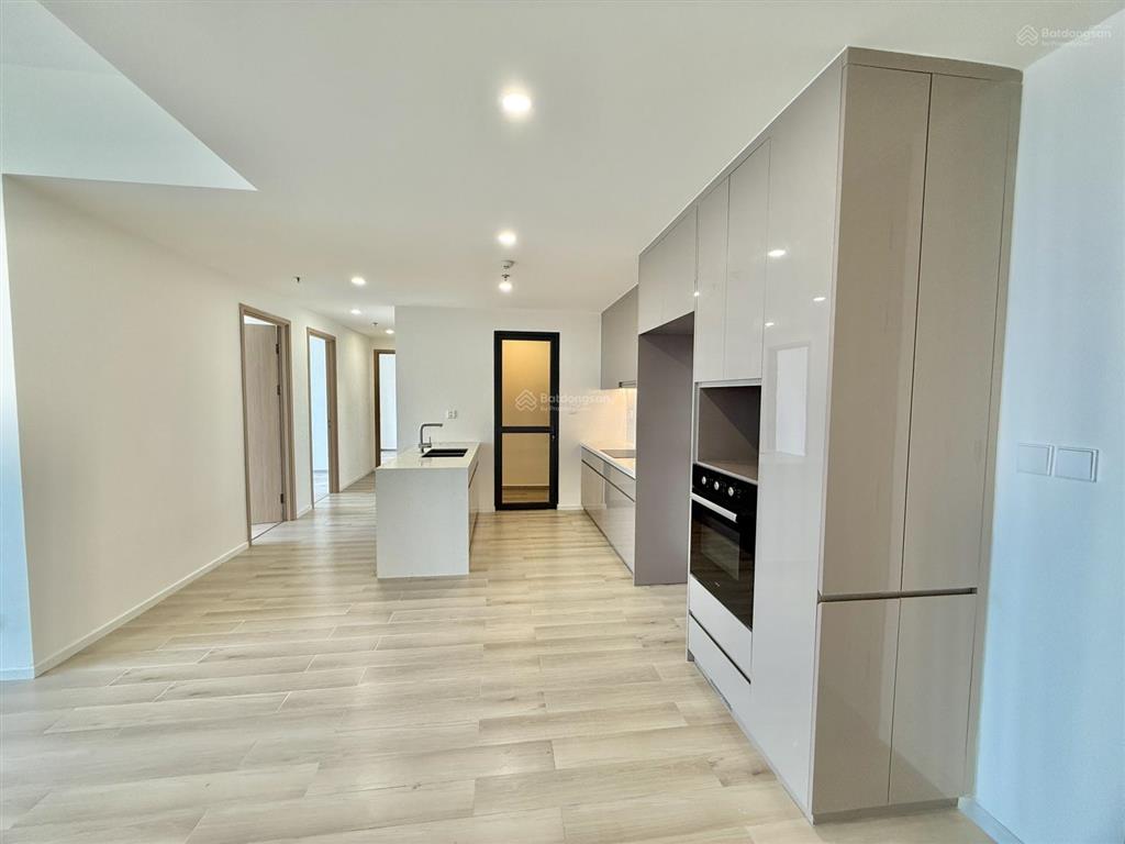 Chính chủ bán căn 3pn view trực diện công viên 36ha kế cận vincom giá 9 tỷ 4 masteri centre point