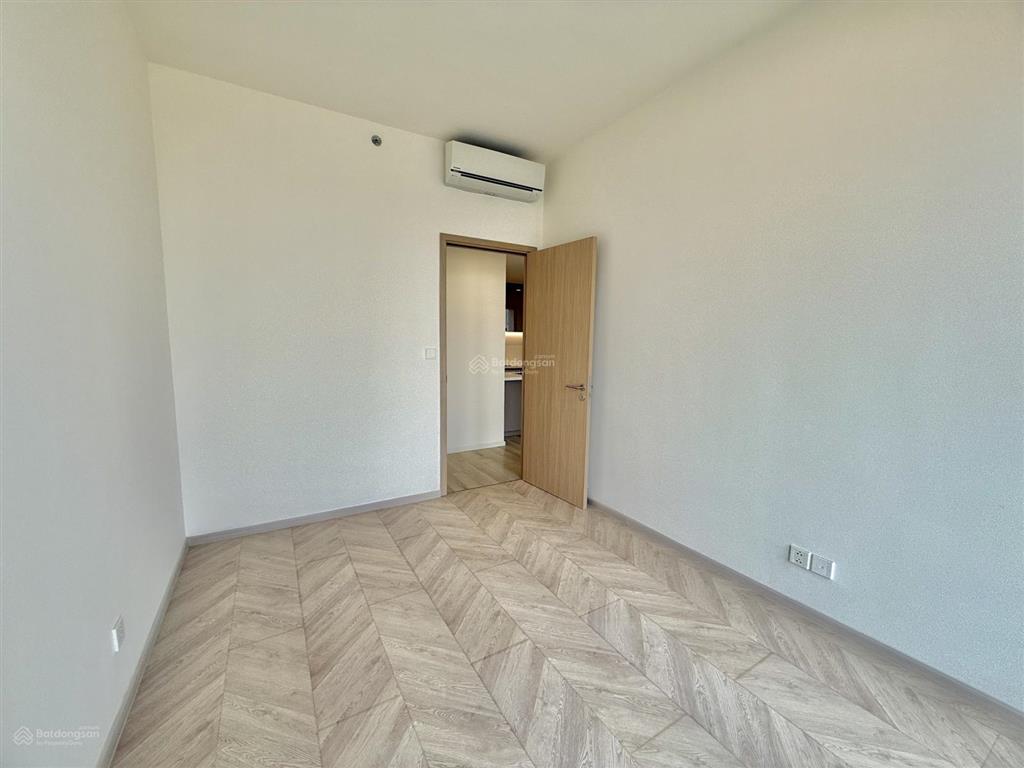 Chính chủ bán căn 3pn view trực diện công viên 36ha kế cận vincom giá 9 tỷ 4 masteri centre point