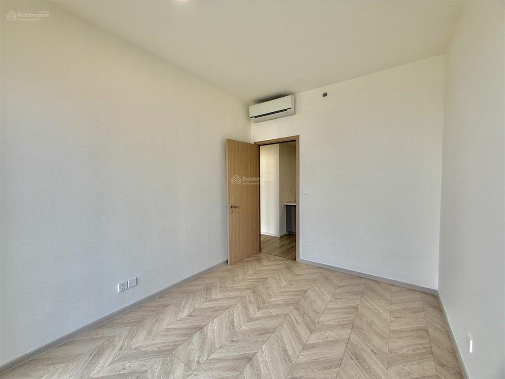 Chính chủ bán căn 3pn view trực diện công viên 36ha kế cận vincom giá 9 tỷ 4 masteri centre point