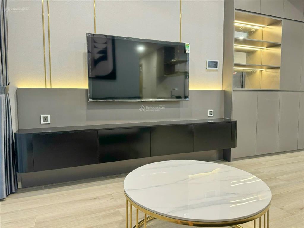 Chính chủ bán nhanh 2pn 5tỷ2 btp full nội thất luxury masteri vinhomes grand park quận 9