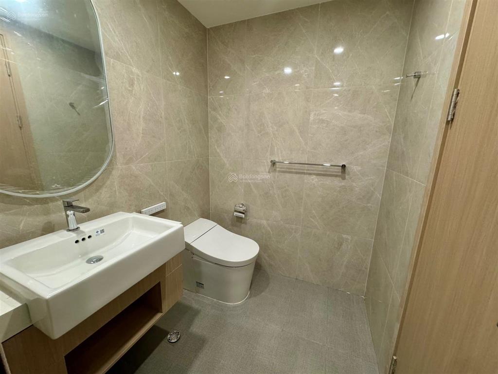 Chính chủ cần bán gấp 3pn2wc view công viên 36ha giá 8tỷ6 bao thuê phí tại masteri centre point