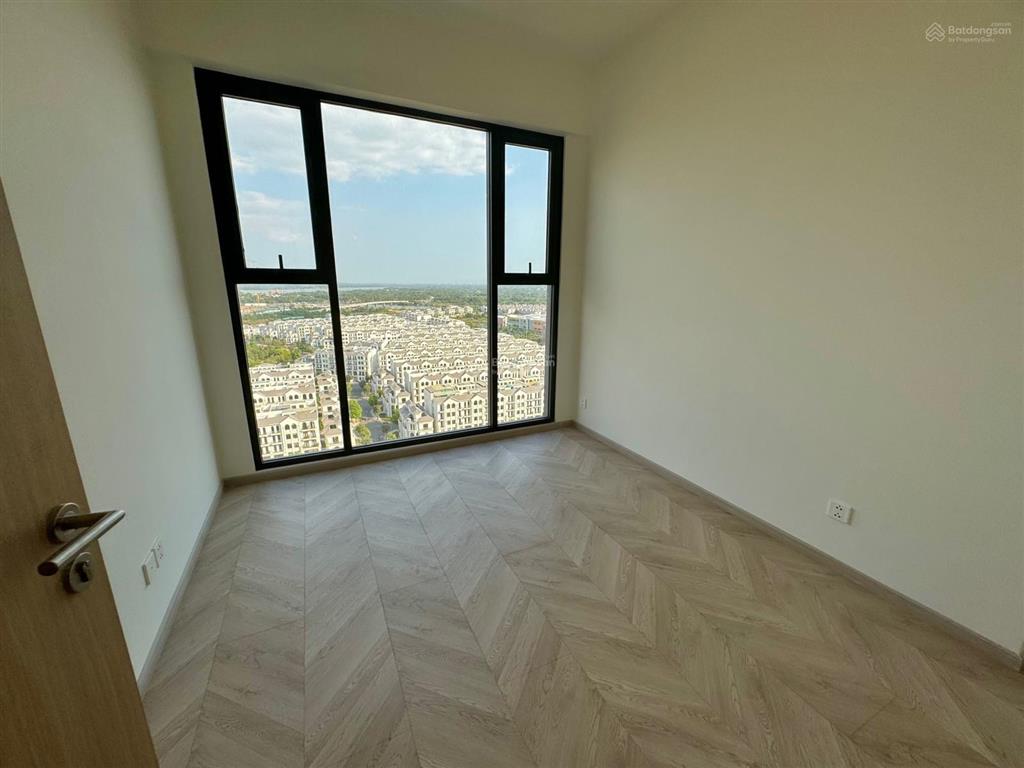 Chính chủ cần bán gấp 3pn2wc view công viên 36ha giá 8tỷ6 bao thuê phí tại masteri centre point