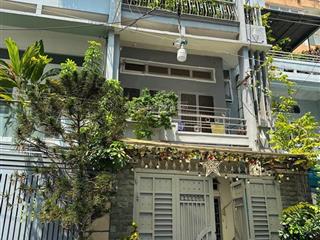 Ngộp ngân hàng cần bán gấp chdv 10pn khép kín. khu dân trí cao ô bàn cơ