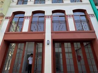 Cho thuê phòng trọ cao cấp full nội thất mới 100% ngay đh sài gòn, ueh quận 5 thang máy ban công
