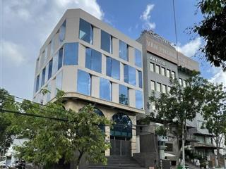 Định cư mỹ  bán nhà mt nguyễn văn hưởng  dt 8.5x20m  4 tầng  hđt 105tr/th  0919 229 ***