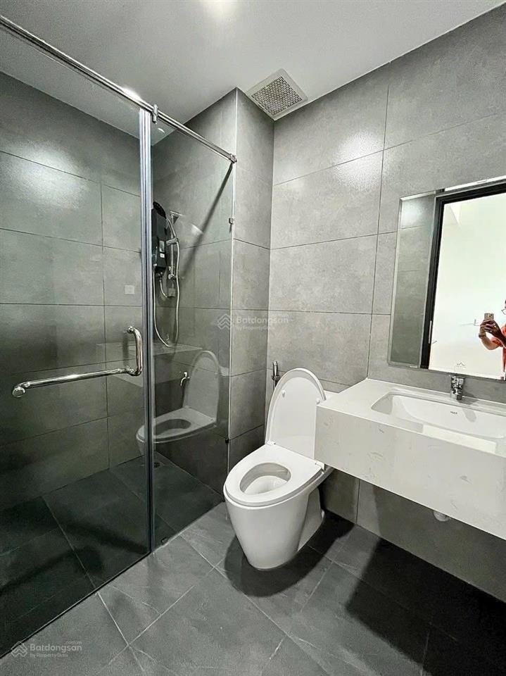 Chính chủ bán chdv yên lãng, 92m2x22pkk, thang máy, 7m ra phố, ô tô đỗ cửa, dt 110tr/th, pccc