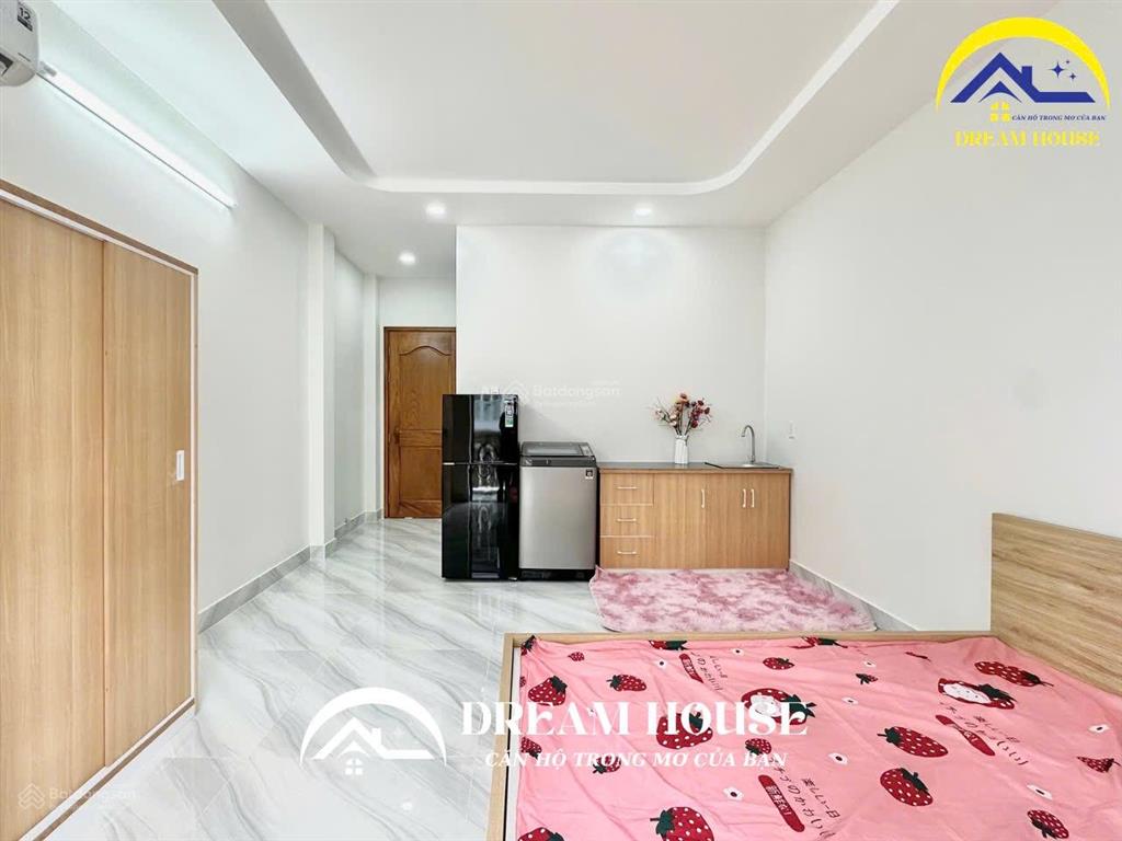 Cho thuê căn hộ dịch vụ mới xây full nội thất, ngay ngã tư bốn xã