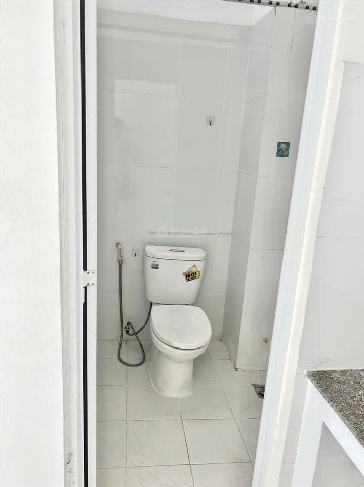 Cho thuê phòng studio, cửa sổ trời, thoáng mát, ngay đường nguyễn duy trinh