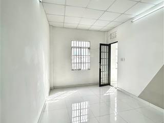 Cho thuê phòng studio, cửa sổ trời, thoáng mát, ngay đường nguyễn duy trinh