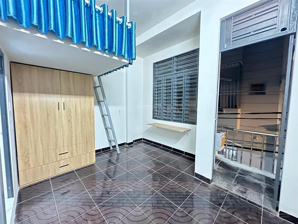 Cho thuê căn duplex mới xây full nội thất ngay trường đại học công thương