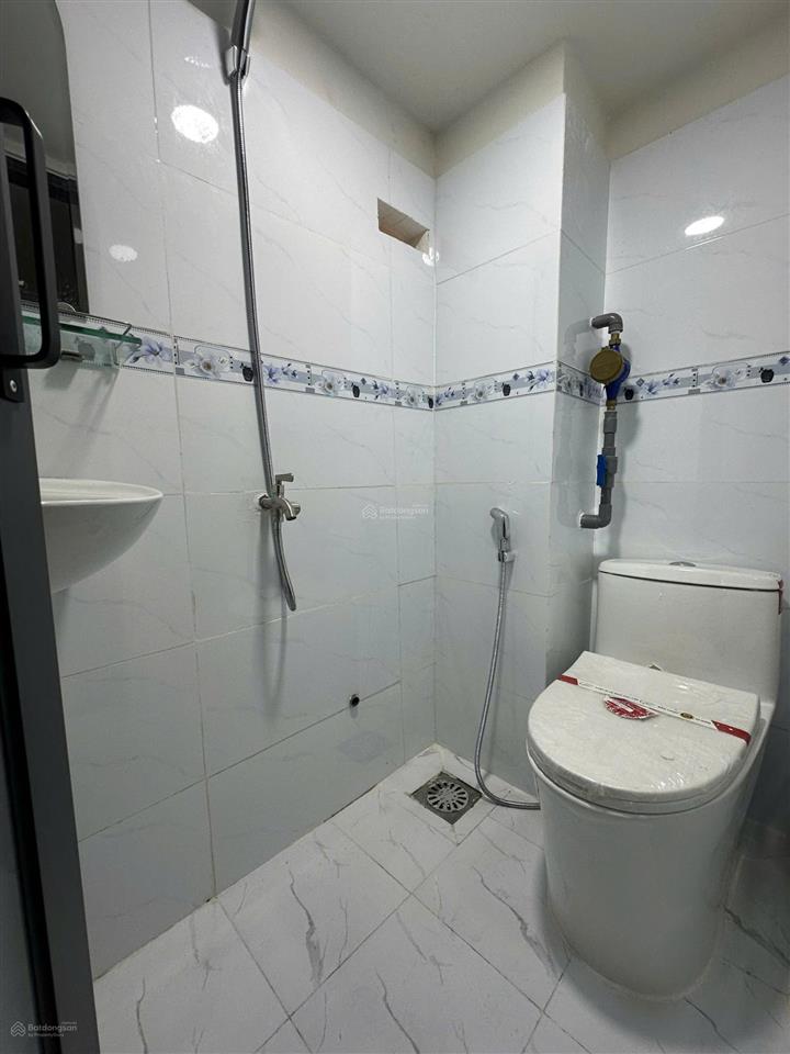 Cho thuê căn duplex mới xây full nội thất ngay trường đại học công thương