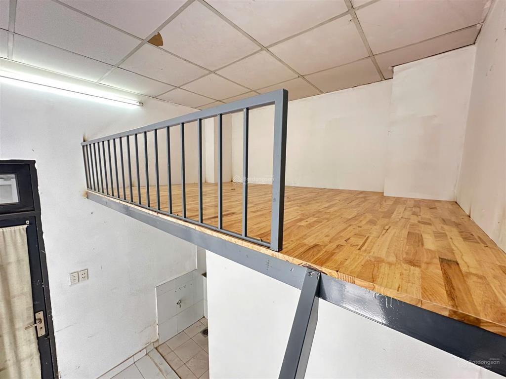 Cho thuê phòng trọ có gác, rộng 30m2 nằm ngay đường nguyễn duy trinh