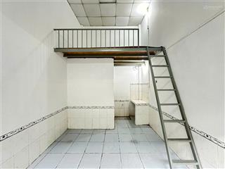 Cho thuê phòng trọ giá rẻ gác cao cực thoáng ở đình phong phú, quận 9