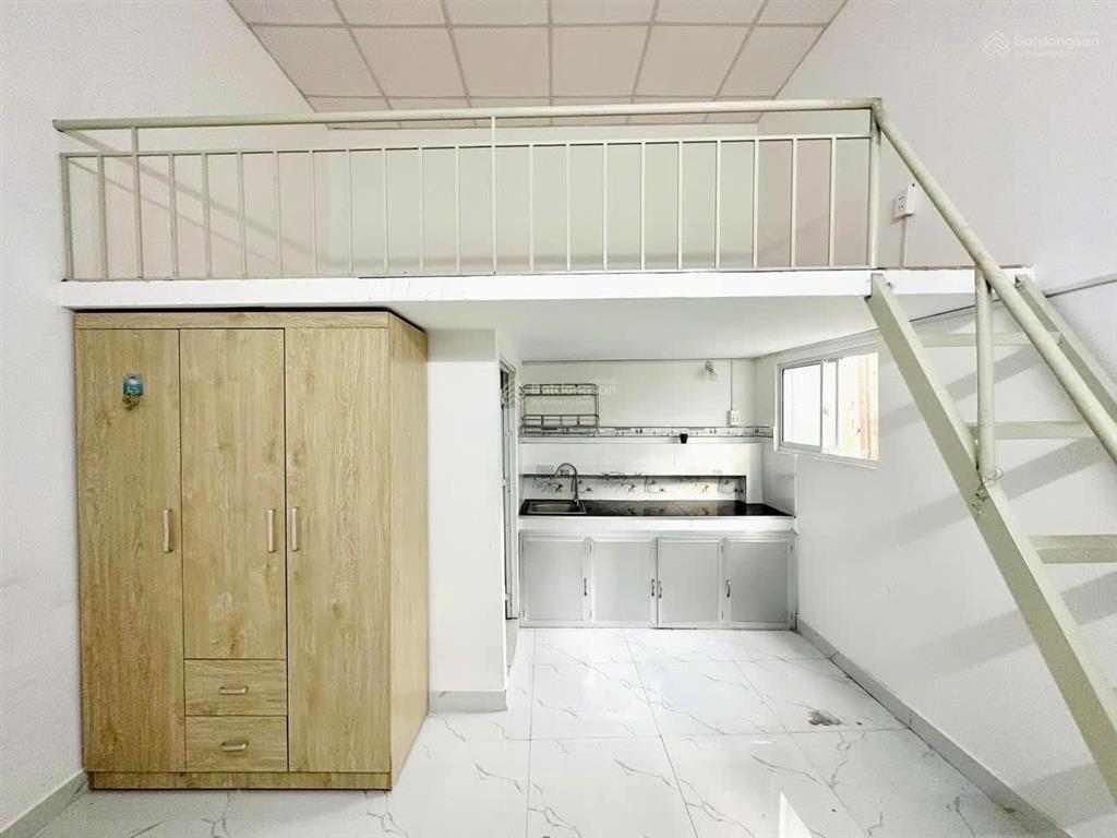 Phòng trọ mới xây, có gác cực thoáng, ngay trường đại học giao thông vận tải cơ sở tphcm