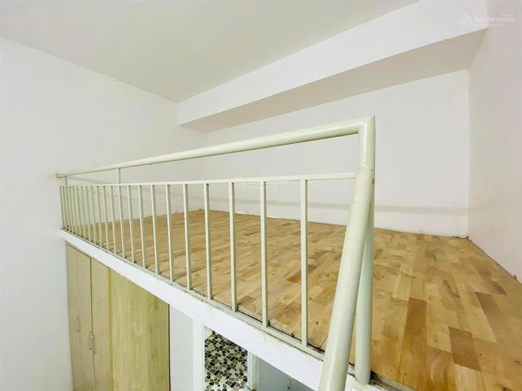 Phòng trọ mới xây, có gác cực thoáng, ngay trường đại học giao thông vận tải cơ sở tphcm