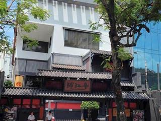 Bán biệt thự khuôn đất ngang lớn cực hiếm mặt tiền trần quốc thảo, q3. vị trí tuyệt đẹp