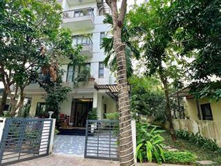 Cần bán căn btsl dt 154m2 tại vinhomes thăng long an khánh giáp vinsmart city  giá cực kì hợp lý