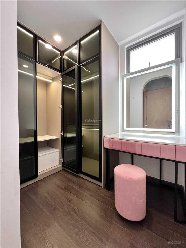 Palm hieghts  cho thuê giá tốt nhất thị trường 2pn 14.5 triệu  3pn 18 triệu