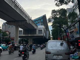 Bán nhà đ. hồ tùng mậu 56mx4t dân xây chắc chắn, 3 mặt thoáng ở mát, có sân để xe, gần ga, 7.85 tỷ