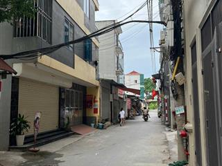 Nhà đẹp đ.hồ tùng mậu 31mx5t,3 view thoáng, sân riêng 6m2 để chục xe máy,3 bước ra đường ô tô 6.3tỷ