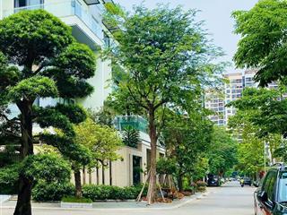 Biệt thự liền kề việt hưng lô góc 106m2 mt 8,24m giá 31 tỷ