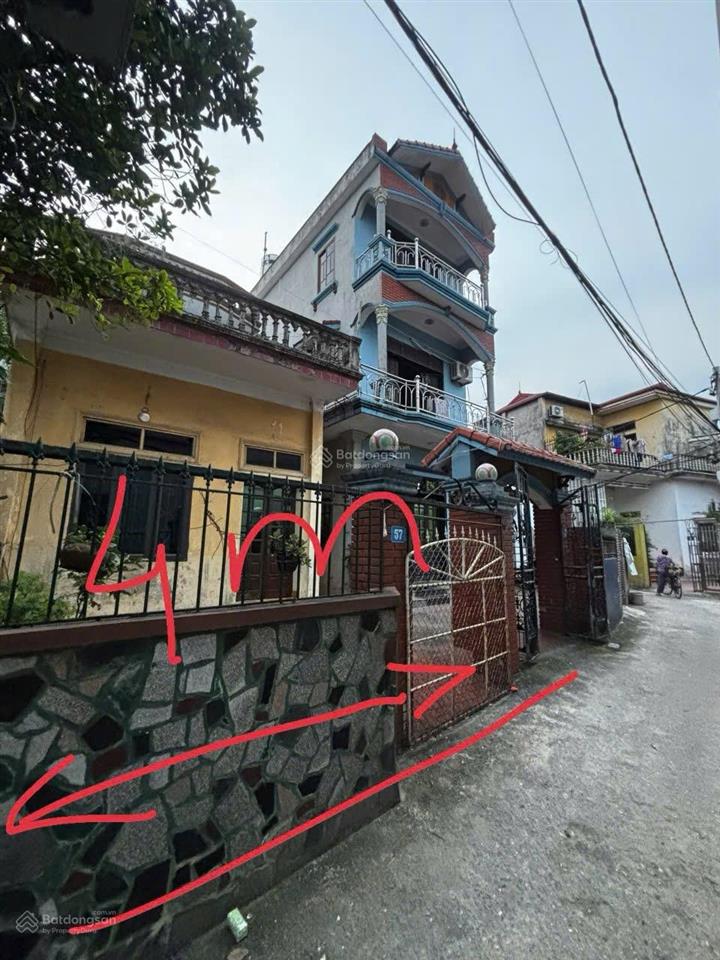 Chính chủ bán mảnh đất tình quang, giang biên, 50m2 ô tô vào tận đất, 3,65 tỷ
