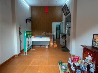 Bán nhà cấp 4 đẹp ở ngay kinh doanh ngõ 8m ô tô đỗ cửa tổ 3 làng tình quang, giang biên, long biên