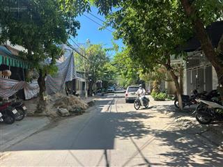 Chính chủ gửi bán lô đất đường bàu tràm 2  vị trí ngay khu phan đăng lưu