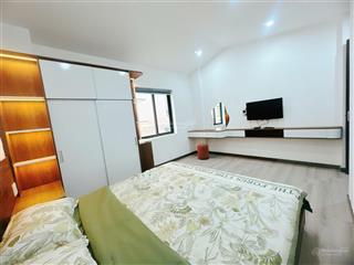 Bán toà căn hộ 6 tầng đường đinh thị hòa, gồm 8 căn hộ, 1 penthouse, 1vp  đang cho thuê 80tr/tháng