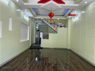 Chào bán căn nhà 2 tầng đường lê chân 7m5, bớt lộc
